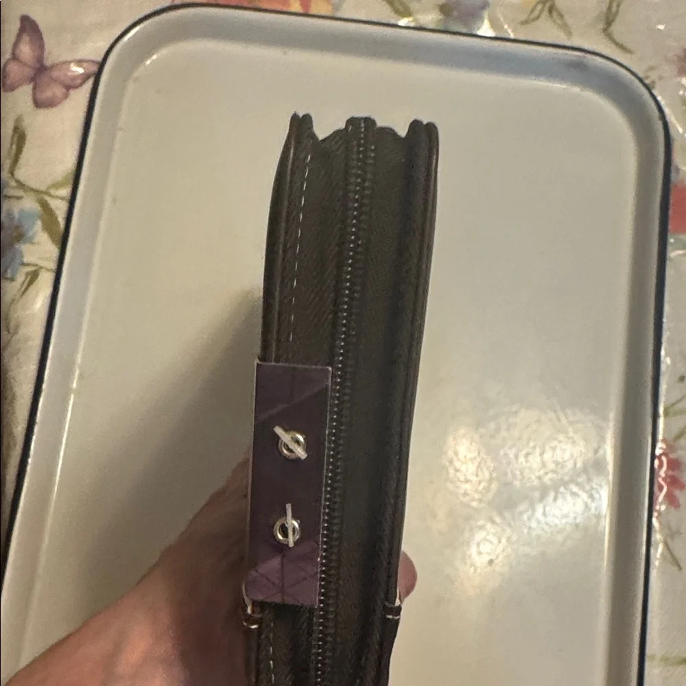 Foray Card Brown Business Card Organizer Wallet